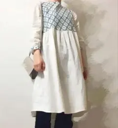 bulle de savon ビーズ&壁紙刺繍 ワンピース