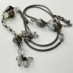 グレークリスタルビーズロングネックレス