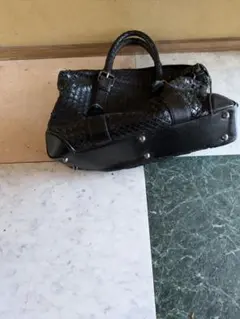 黒 編み込みレザー ハンドバッグ