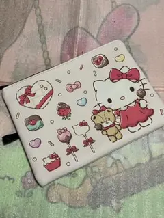 ハローキティ　フラットポーチ　HELLO KITTY サンリオ　収納ポーチ　新品