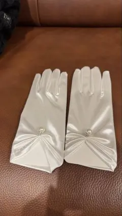 サテングローブ　パール付き