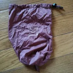 UNIQLO ULTRA LIGHT DOWN 衣類圧縮袋 ピンク