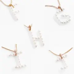 ZARA パールイニシャルネックレス L