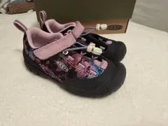 KEEN キッズ 17cm スニーカー 美品 使用少なめ サイズアウトのため出品のサムネイル