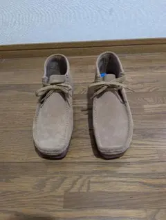 Clarks Originals モカシン ベージュ Vibramソール - メルカリ