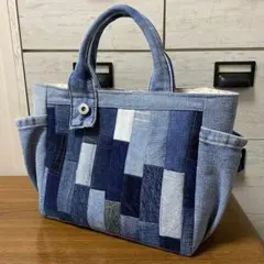 デニムリメイク⭐️パッチワーク⭐️ハンドバッグ⭐️デニムバッグ⭐️トート⭐️ハンドメイド