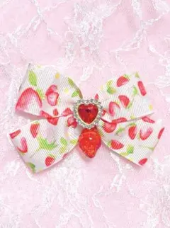 キラキラいちごのヘアクリップ