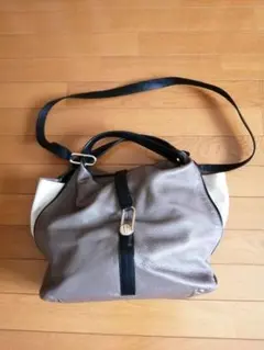 フルラ　エリザベス　2Way　バイカラー　ショルダーバッグ　F6235