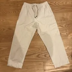 NIKE ジョーダンエッセンシャルウーブンパンツ ベージュ/ホワイト