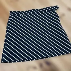 アディダス　ストライプ ゴルフスカート