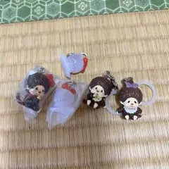 モンチッチ キティーコラボ　ミニチュアチャーム 目印アクセサリー　ガチャ セット