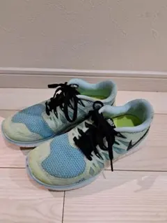 Nike Free スニーカー 水色/黒
