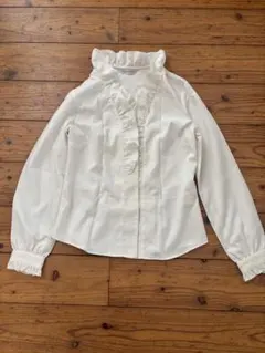 Cosa de Ver フリル付きホワイトシャツ