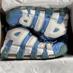 モアアップテンポ ユニバーシティブルー モアテン 水色 NIKE 28.5cmのサムネイル