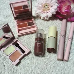 フーミー　whomee　コスメ・化粧品　まとめ売り