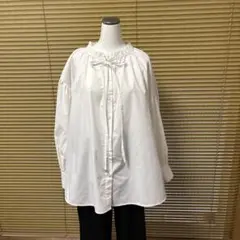 ゆったりチュニック　フリルブラウス