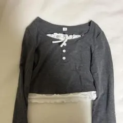 グレー クロップド長袖トップス