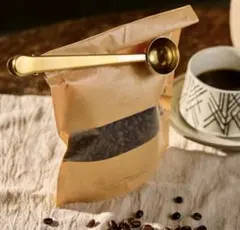 Item thumbnail for item 42f14eed-962a-4170-92b3-a4774c43ebe0