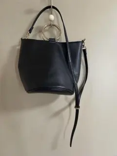 美品☆DURAS ブラック バケツバッグ ショルダーバッグ☆のサムネイル
