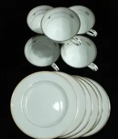 昭和レトロ食器セット（カップ５個、皿６枚）