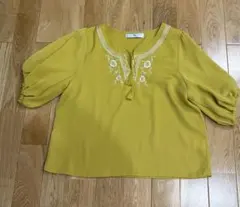 【美品】N. 半袖 ブラウス 刺繍 タッセル イエロー　M 夏服のサムネイル
