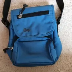 キッズ　ポシェットバック　GAP