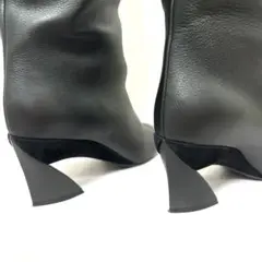 【美品】【半額以下】サルバドールフェラガモ　黒23.5 ロングブーツ