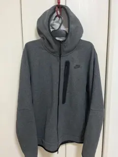 ナイキ テック フリース フルジップ フーディ ＸＬサイズ