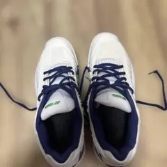 ヨネックスホワイトテニスシューズ26.5㎝
