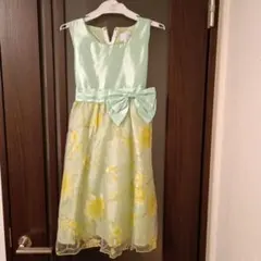 Item thumbnail for item 70051fbf-5622-497f-8515-ce87285915a0