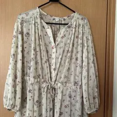 UNIQLO ユニクロ　Lサイズ　ワンピース　花柄　花柄ロングワンピース