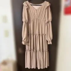 ナイスクラップ　ワンピース　ベージュ