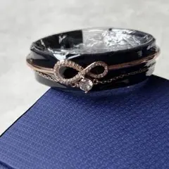 新品❣️ SWAROVSKI バングル ∞ インフィニティ ブレスレット 箱あり