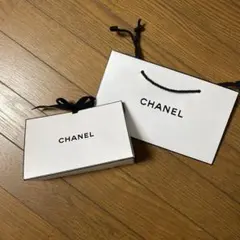 CHANEL ショップ袋 中型 ホワイト　ラッピングセット