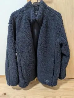 adidas ボアジャケット ネイビー 刺繍ロゴ