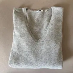 UNIQLO カシミヤ Vネックセーター Mサイズ グレー