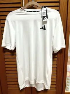 adidas ホワイト Tシャツ サイズＬ