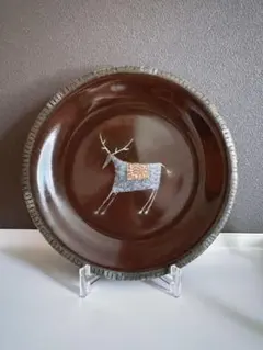 人間国宝　伊藤北斗さん　陶器製 鳥の絵柄 丸皿 人間国宝 伊藤北斗さん 陶器製 鳥の絵柄 丸皿 - メルカリ