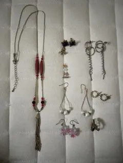 アクセサリー　まとめ売り　ピアス　ネックレス　イヤーカフ