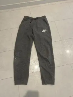 Nike グレー スエット　パンツ　150〜160サイズ