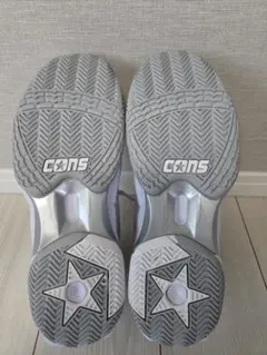 【極美品】CONVERSE バスケットボールシューズ ホワイトのサムネイル
