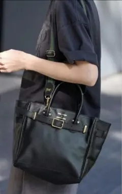 YOUNG & OLSEN EMBOSSED LEATHER TOTEのサムネイル