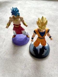 ドラゴンボール　ブロリーと孫悟空フィギュア