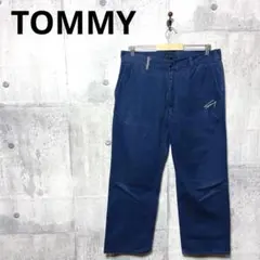 TOMMY トミー メンズ バックプリント チノパン L ネイビーのサムネイル