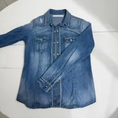 Levi's リーバイス デニムシャツ M レディース 細身シルエット 長袖