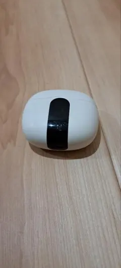 ホワイト ワイヤレスイヤホンケースのサムネイル