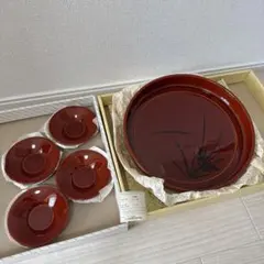 【新品未使用】山中漆器　お盆と小皿セット