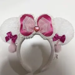 ディズニーカチューシャ ミニー イヤリング 白