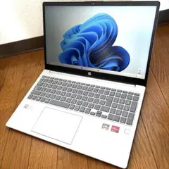 HP Laptop 15-fc0001AU 美品