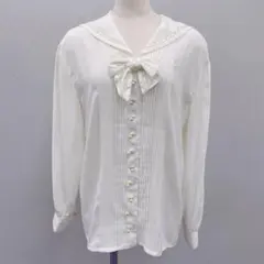 ★4856★ INGEBORG インゲボルグ 白系 長袖ブラウスのサムネイル